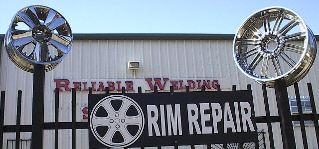 Rim Repair Sign
